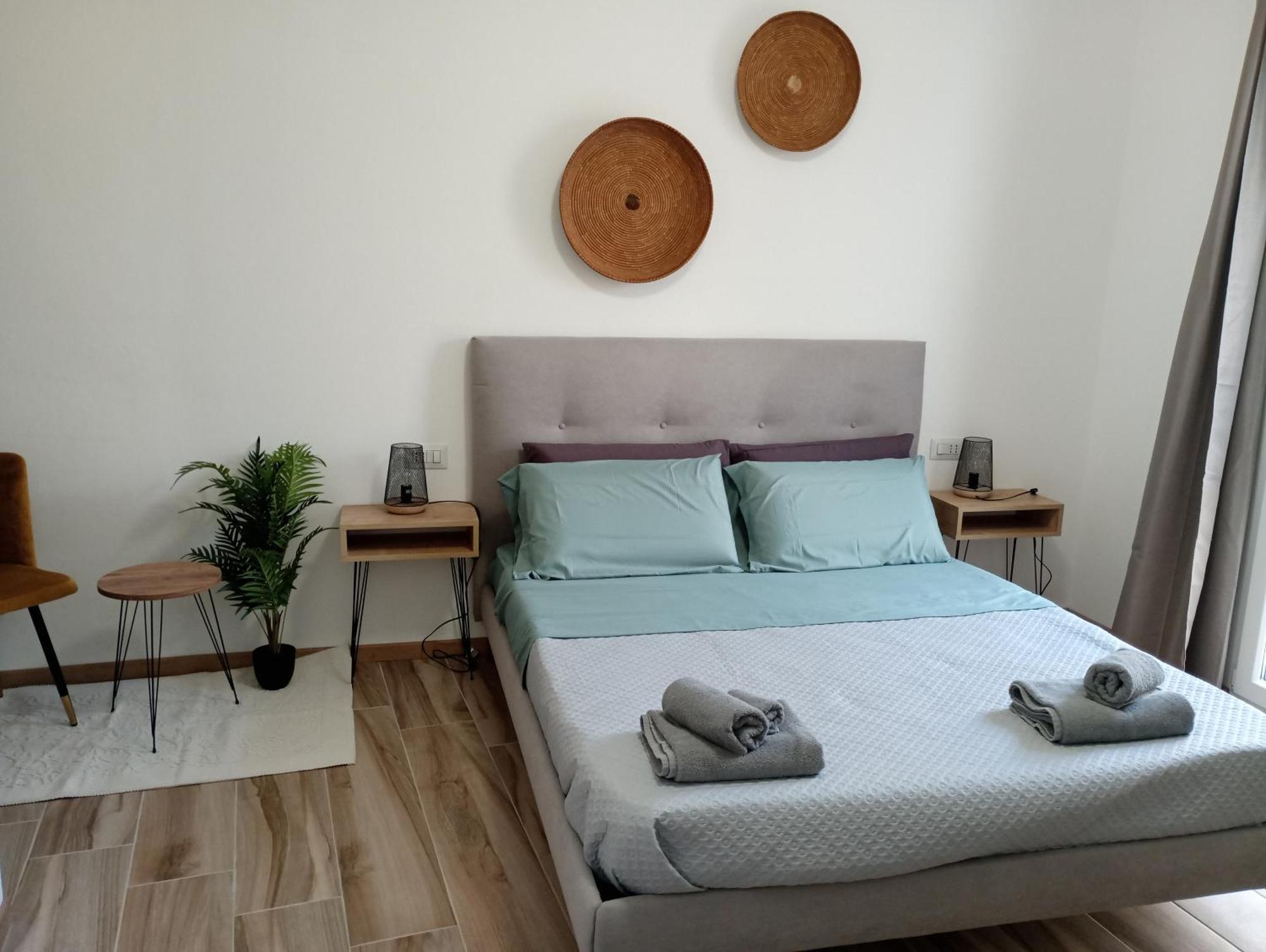 Niu Rooms Ористано Екстер'єр фото