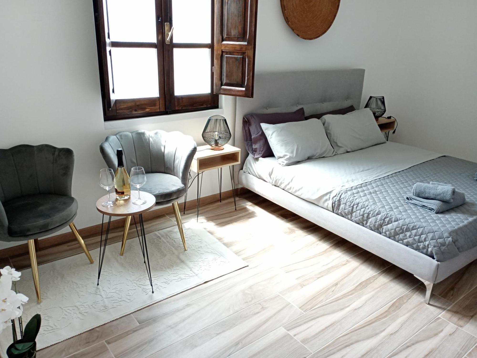 Niu Rooms Ористано Екстер'єр фото