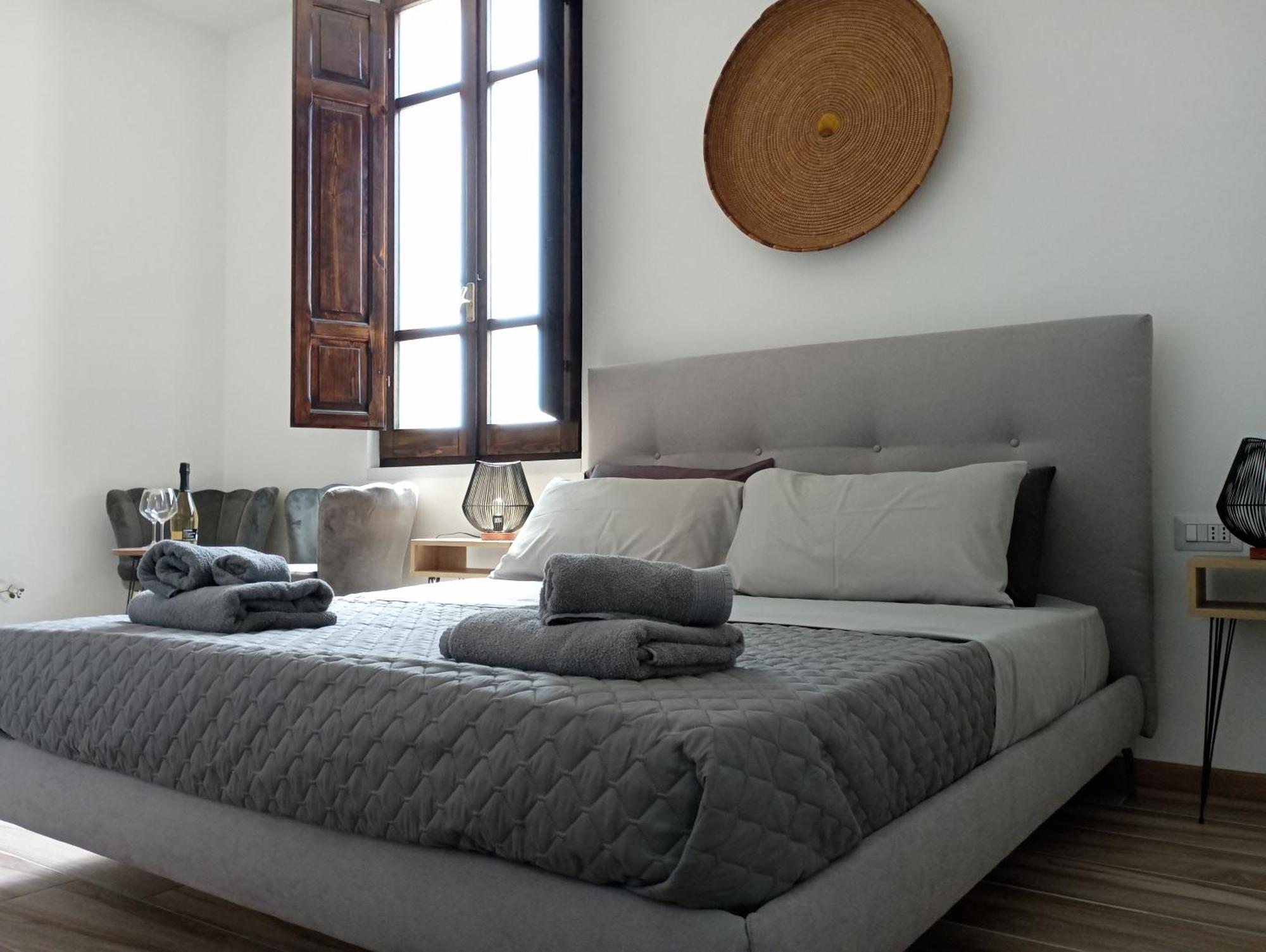 Niu Rooms Ористано Екстер'єр фото