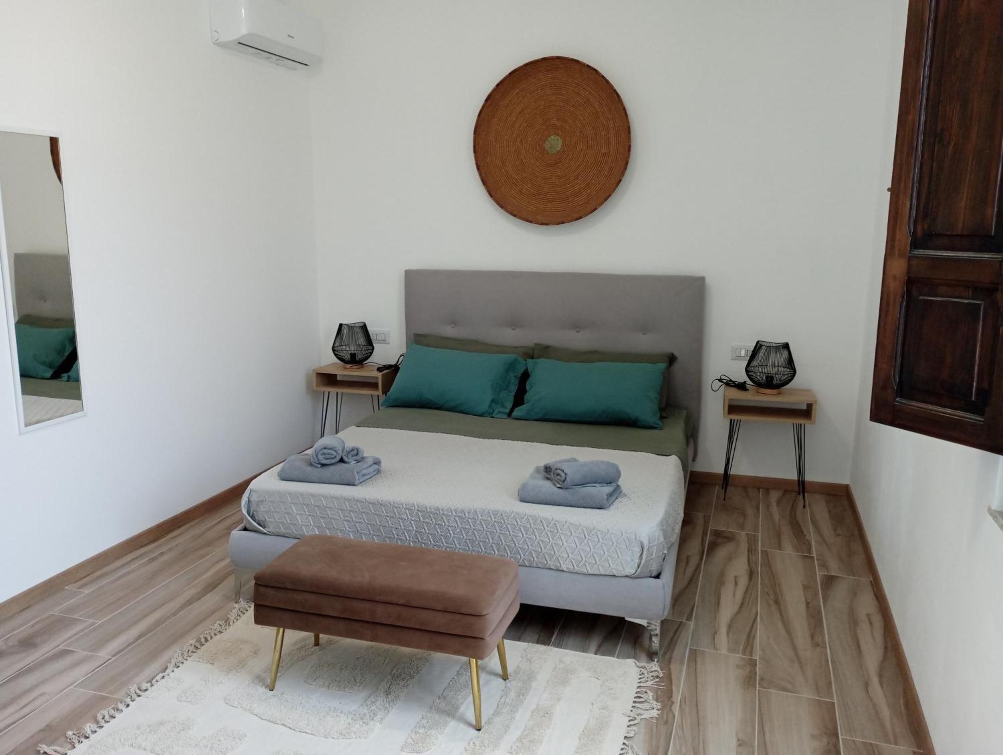 Niu Rooms Ористано Екстер'єр фото